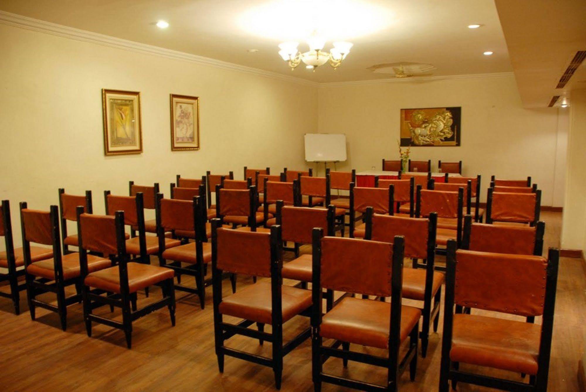 Amarpreet, Chhatrapati Sambhajinagar - Am Hotel Kollection Aurangábád Exteriér fotografie
